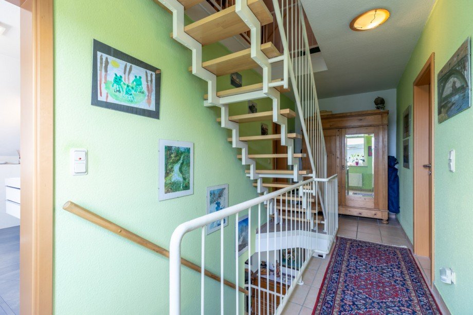 Treppe zum Spitzboden Doppelhaush�lfte Neunkirchen-Seelscheid
