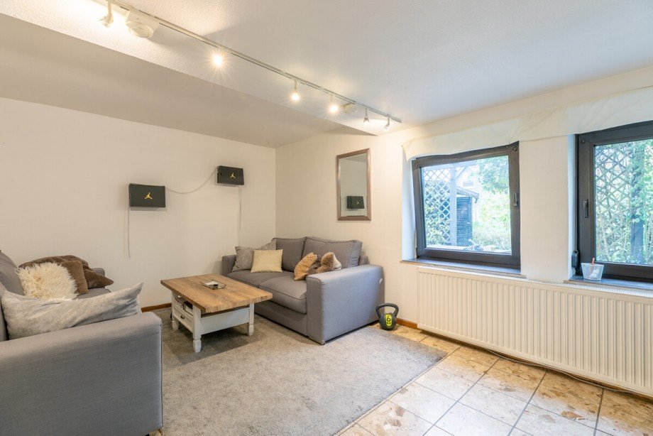 UG- Raum I, zu Wohnzwecken genutzt Bungalow Neunkirchen-Seelscheid