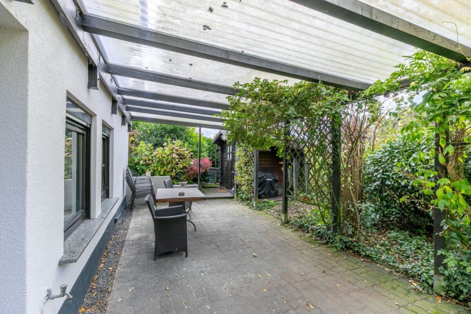 �berdachte Terrasse Bungalow Neunkirchen-Seelscheid