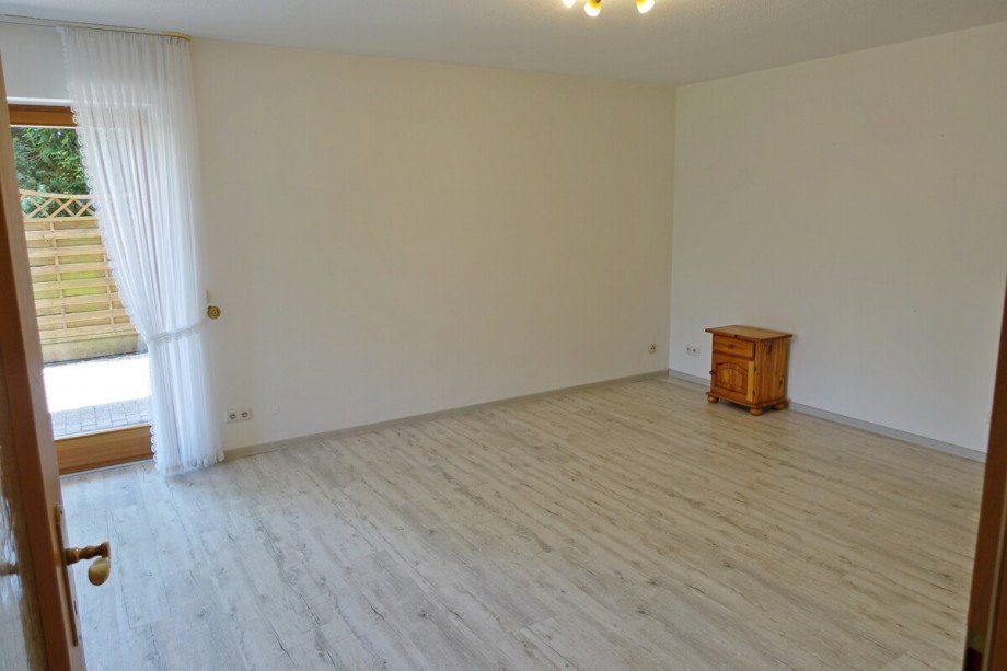 Wohnzimmer II Souterrainwohnung Neunkirchen-Seelscheid