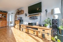 Viel Stellfl�che! WebersWohnWelt**WOHNEN MIT FLAIR!**