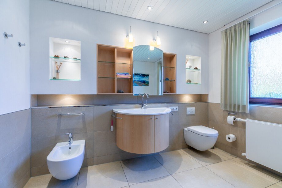 Sch�nes Vollbad Bungalow Neunkirchen-Seelscheid