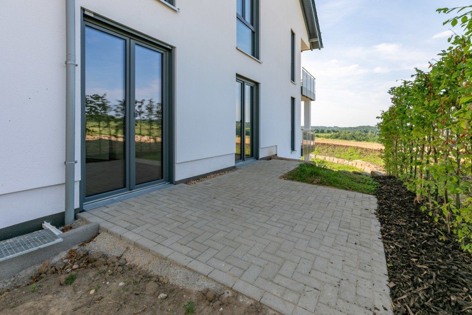 Terrasse Erdgeschosswohnung Neunkirchen-Seelscheid