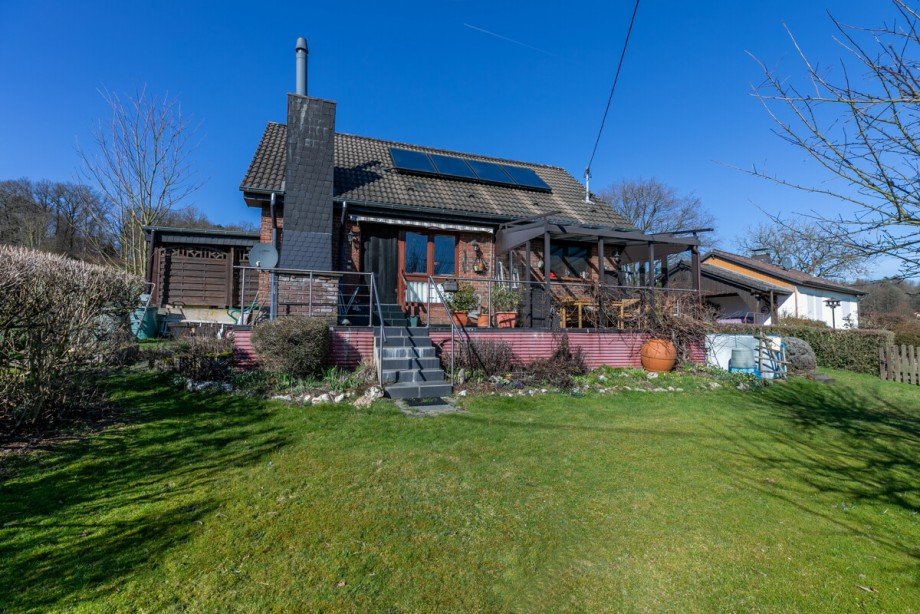 Gartenseite Einfamilienhaus Ruppichteroth
