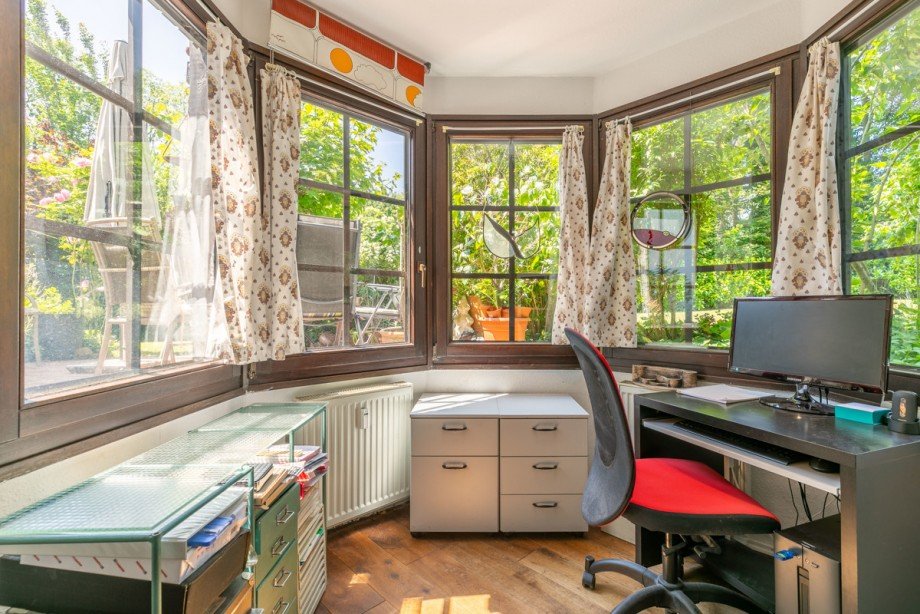 Heller Arbeitsplatz Maisonettewohnung Bergisch Gladbach / Bensberg