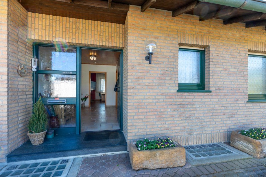 Hauseingang Einfamilienhaus Neunkirchen-Seelscheid