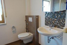Duschbad WebersWohnWelt***TR�UMCHEN IN GR�NER LAGE***
