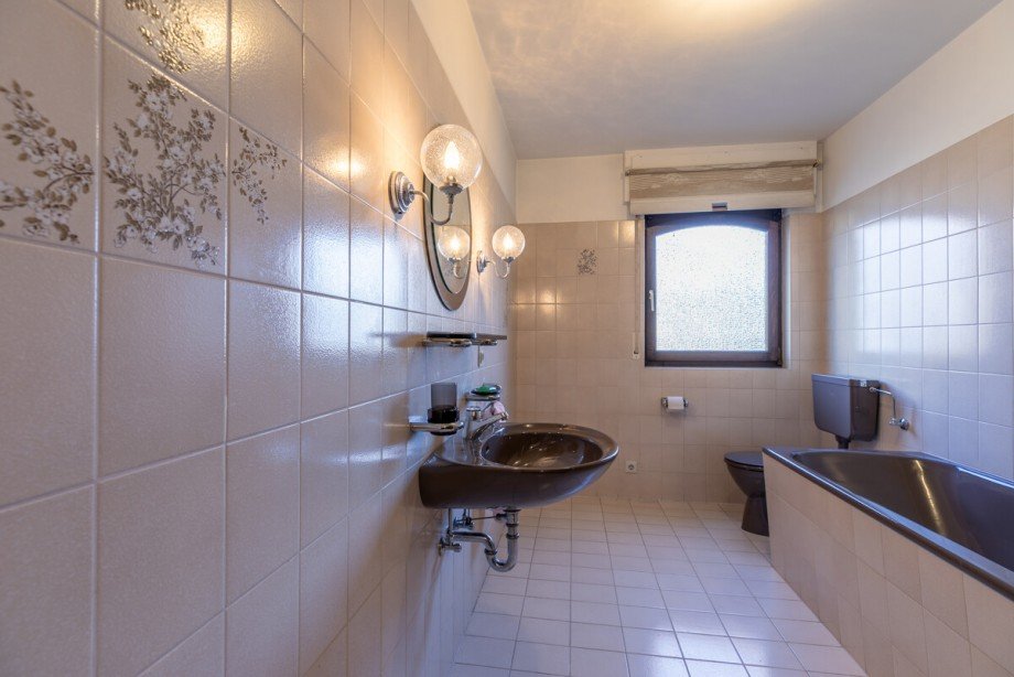 Vollbad im UG Bungalow Much