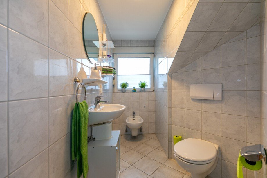 G�ste-WC Dachgeschosswohnung Neunkirchen-Seelscheid
