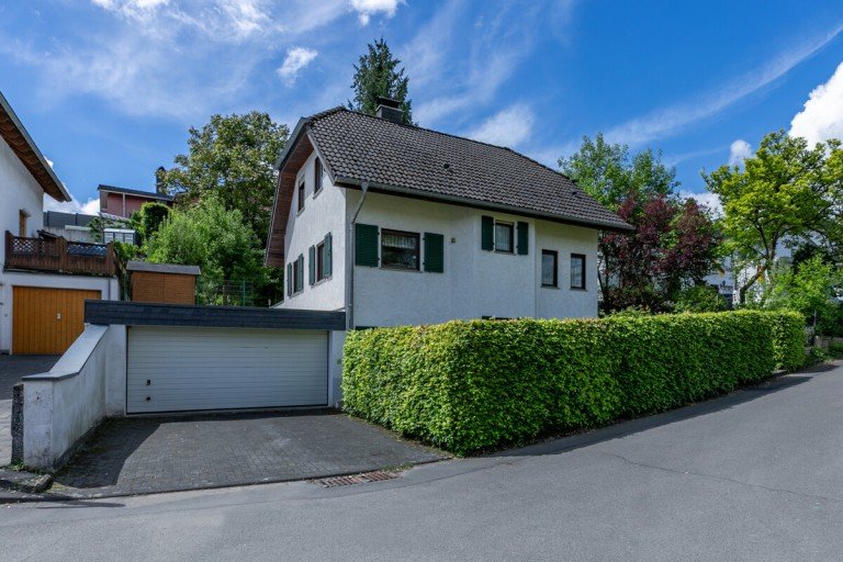 Frontansicht Neunkirchen-Seelscheid Einfamilienhaus WebersWohnWelt***BEREIT F�R IHRE KLEINE FAMILIE!***