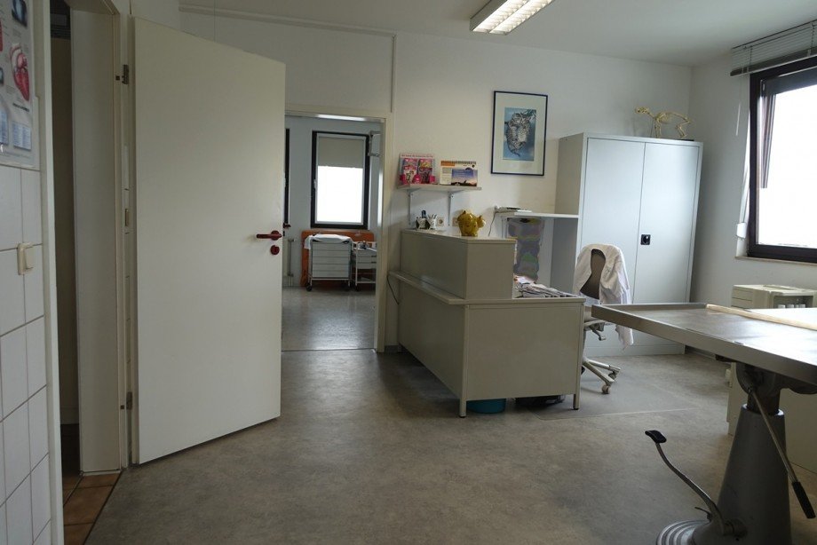 Empfang und Behandlung B�ro / Praxis Neunkirchen-Seelscheid