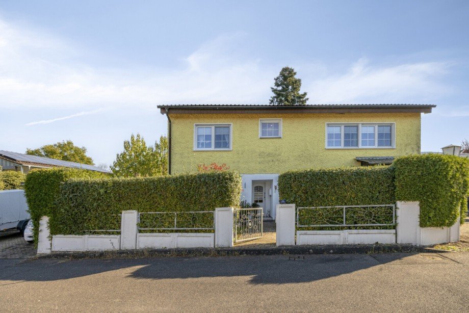 Frontansicht II Einfamilienhaus Neunkirchen-Seelscheid