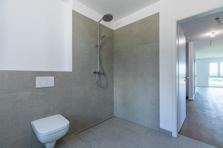 Bodengleiche Dusche Erdgeschosswohnung Neunkirchen-Seelscheid