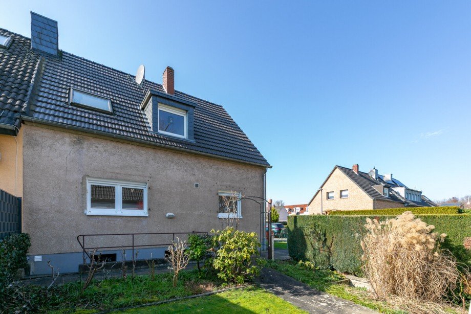 R�ckansicht Doppelhaush�lfte K�ln