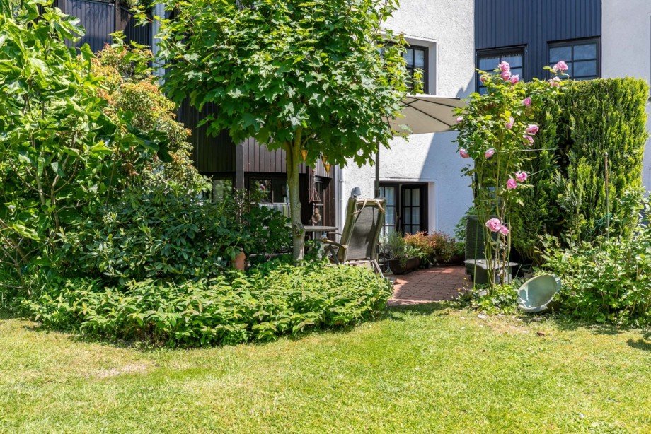Herrlicher Rosenduft Maisonettewohnung Bergisch Gladbach / Bensberg