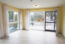 Zugang zum Balkon WebersWohnWelt**TOP-MODERN WOHNEN!**
