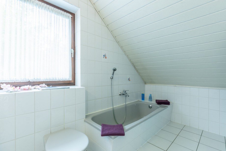 Gem�tlich mit Badewanne Einfamilienhaus Neunkirchen-Seelscheid