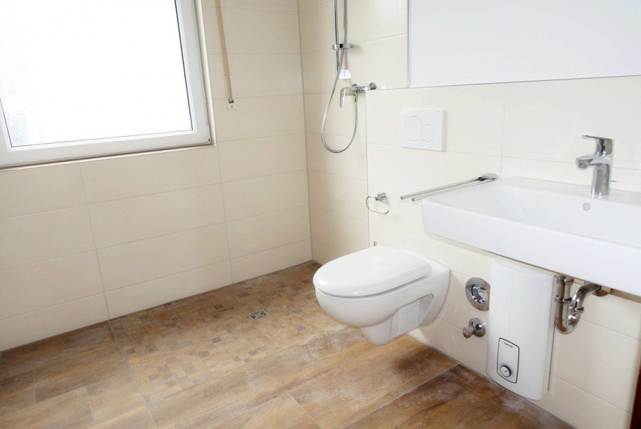 Bodentiefe Dusche Erdgeschosswohnung Neunkirchen-Seelscheid